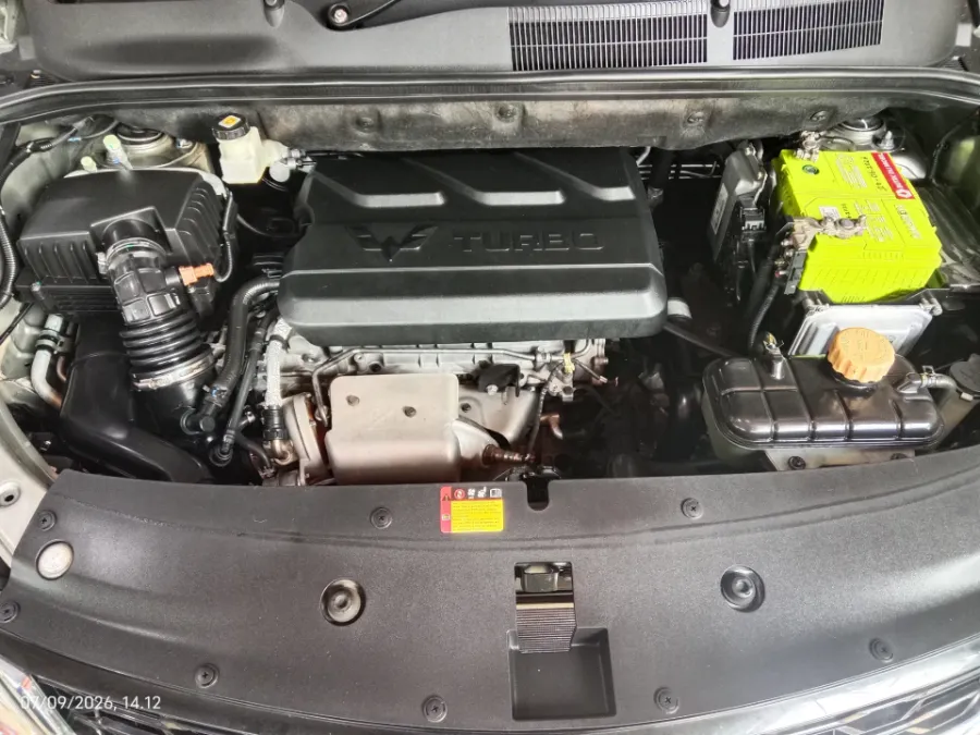 Foto Mobil Bekas Mesin Wuling Cortez 1.5 L T Lux tahun 2022